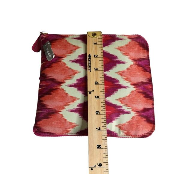 Chico’s Be Bold Zipper Packable Foldable Travel XL Tote Bag Ikat Print New - Picture 8 of 11